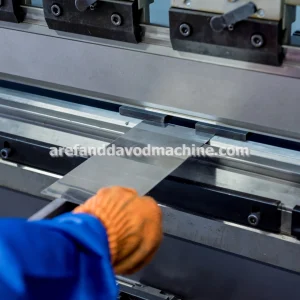 خرید و فروش گیوتین هیدرولیک برای برش آهن در تهران